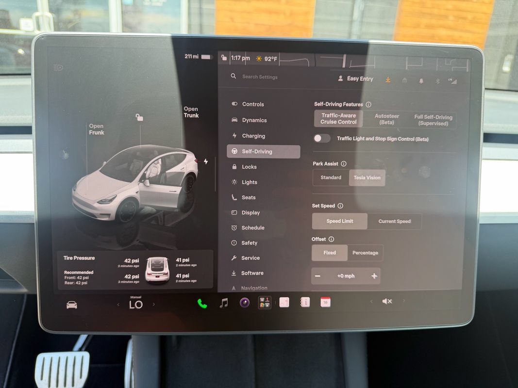 Used 2022 Tesla Model Y Performance AWD/4WD image 41
