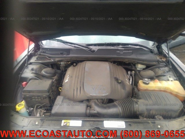 Used 2014 Dodge Challenger R/T Plus RWD image 6