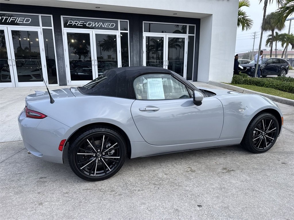 Used 2024 MAZDA MX-5 Miata Grand Touring w/ Weather Package image 5