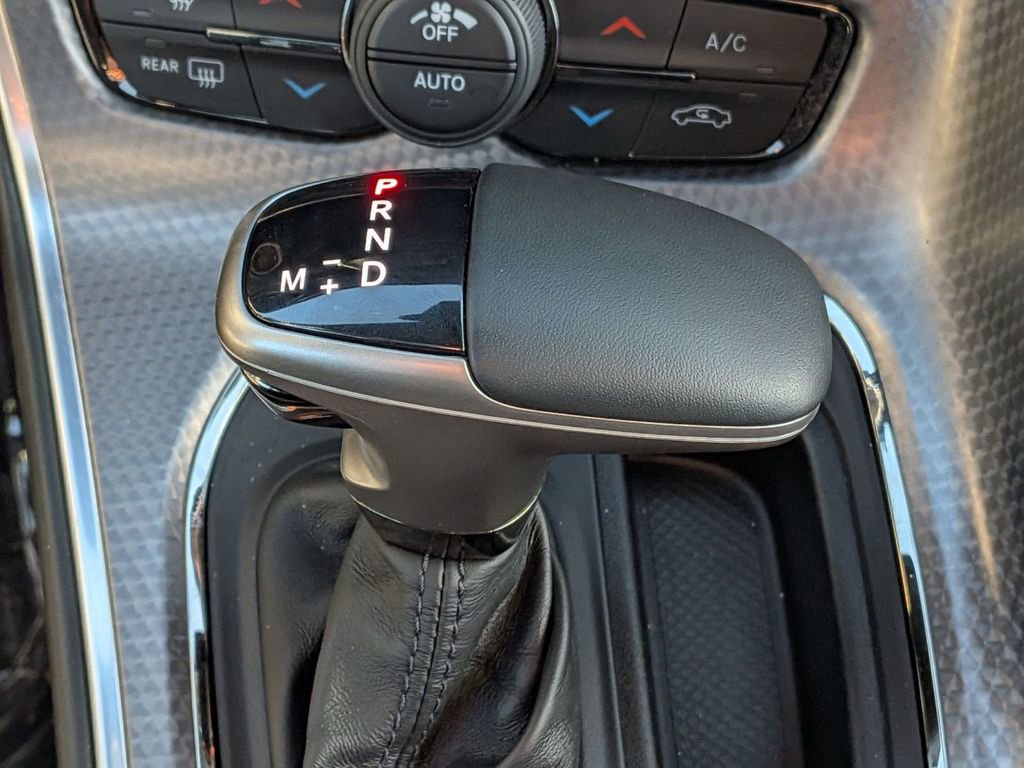 Used 2022 Dodge Challenger SRT Hellcat RWD image 28