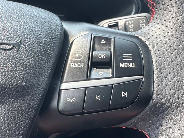 Used 2023 Ford Escape ST-Line w/ Tech Pack #1 AWD/4WD image 11