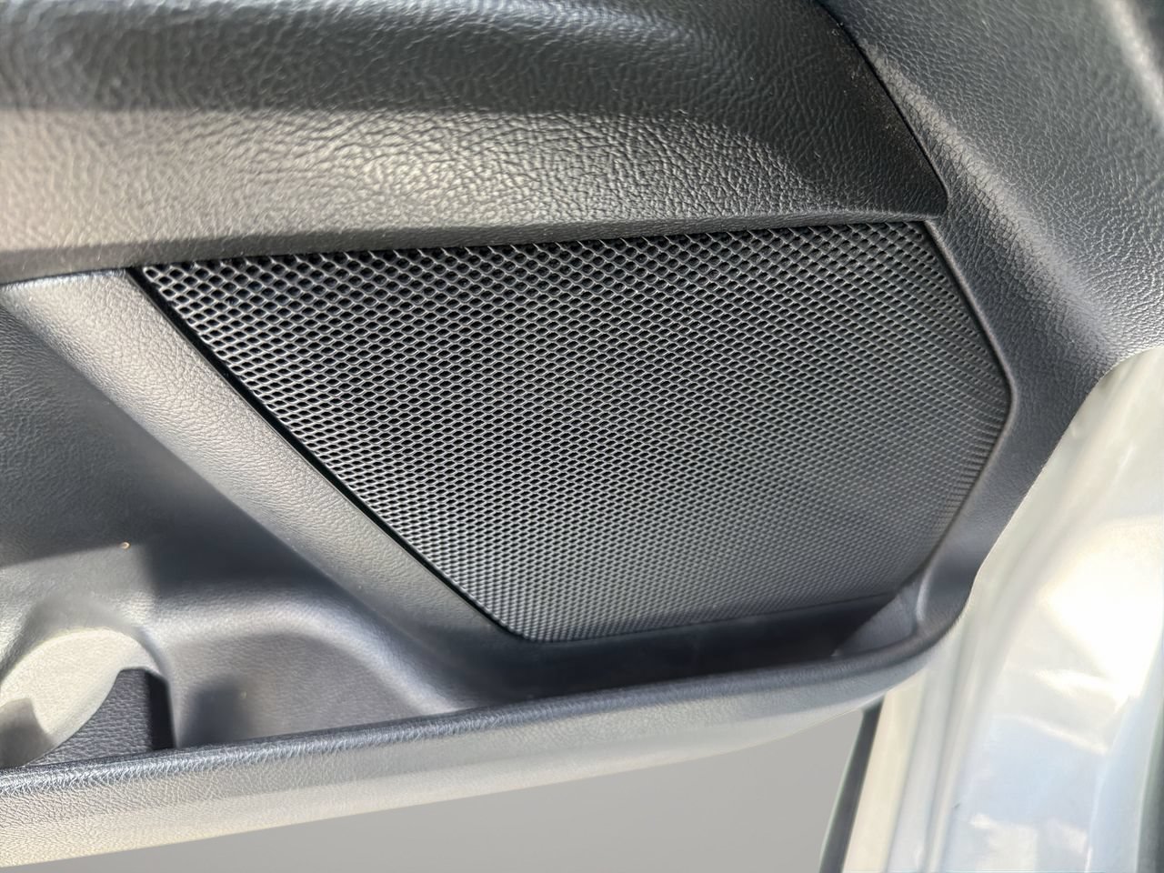 Used 2019 Ford Fusion S FWD image 18