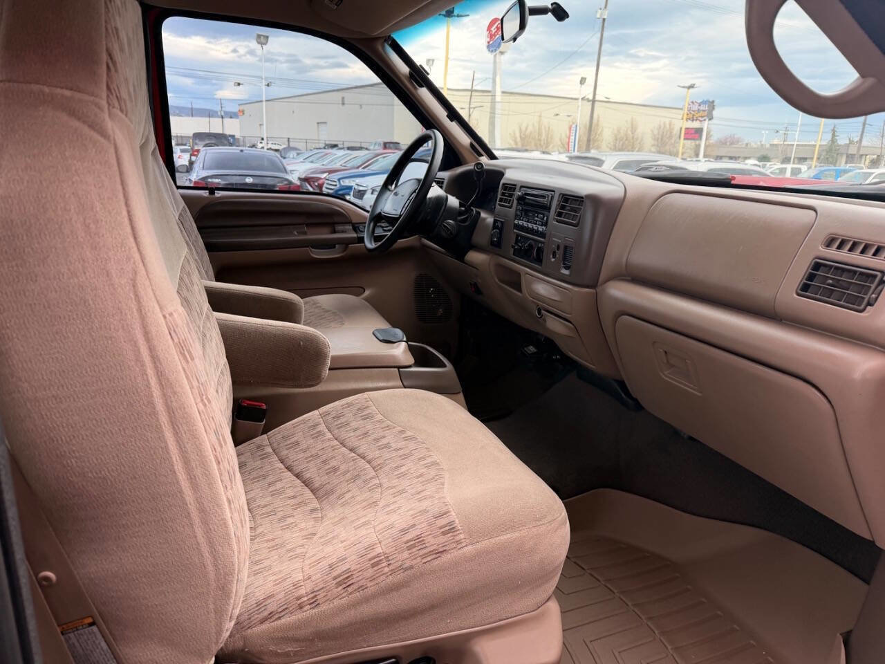 Used 1999 Ford F250 XLT image 10