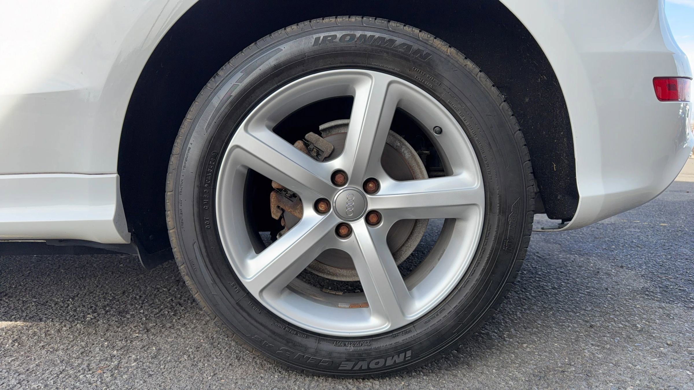 Used 2017 Audi Q5 2.0T Premium Plus w/ Technology Package image 10