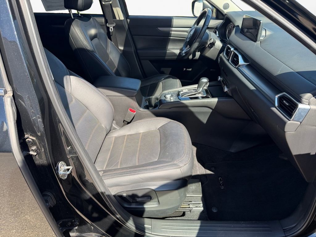 Used 2021 MAZDA CX-5 Touring w/ Touring Preferred SV Package image 9