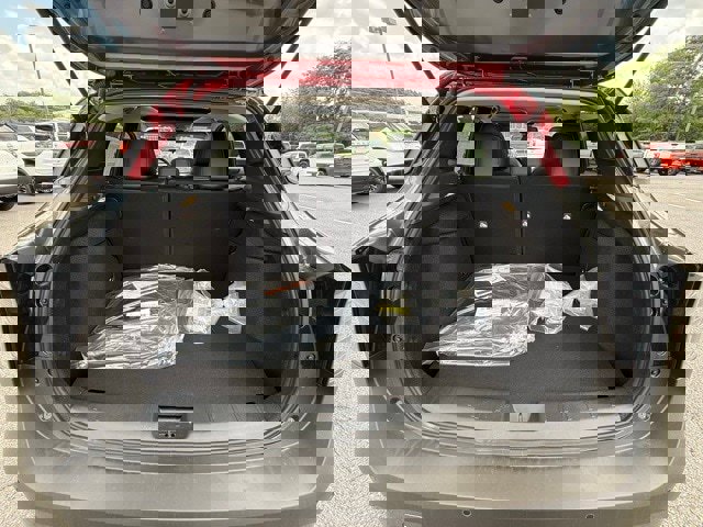 New 2025 Nissan Kicks SR w/ SR Premium Package image 16