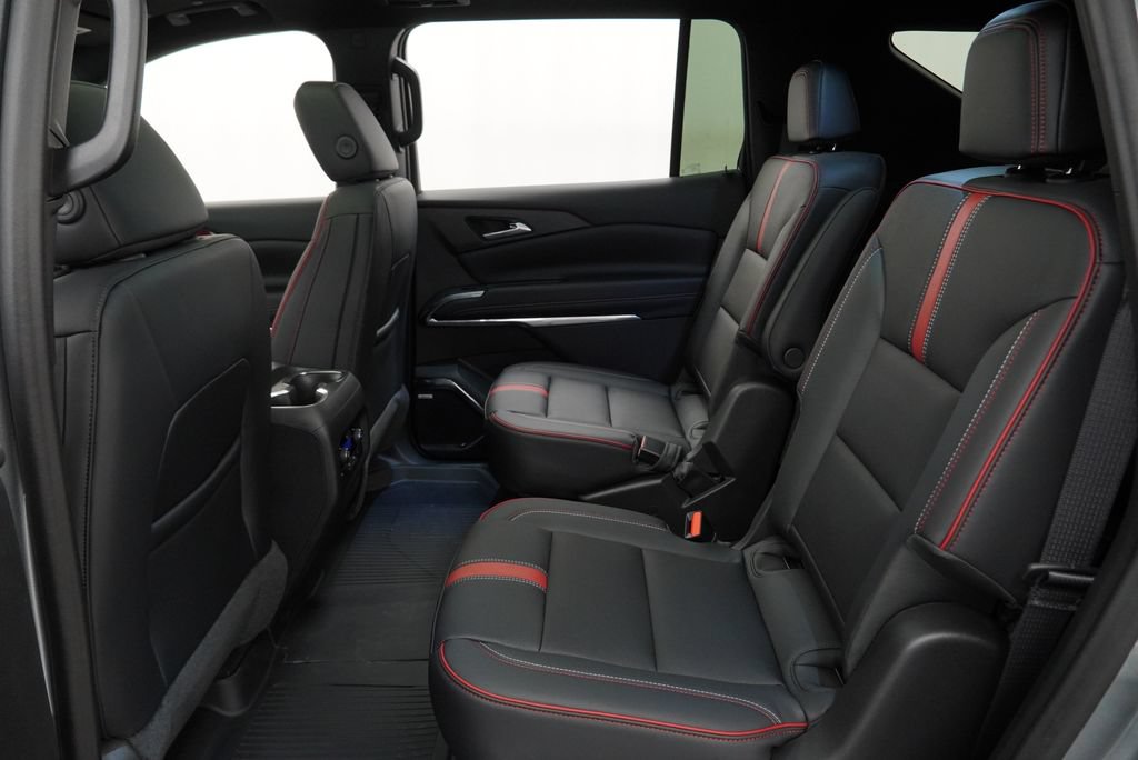New 2027 Chevrolet Traverse RS w/ LPO, Floor Liner Package AWD/4WD image 12