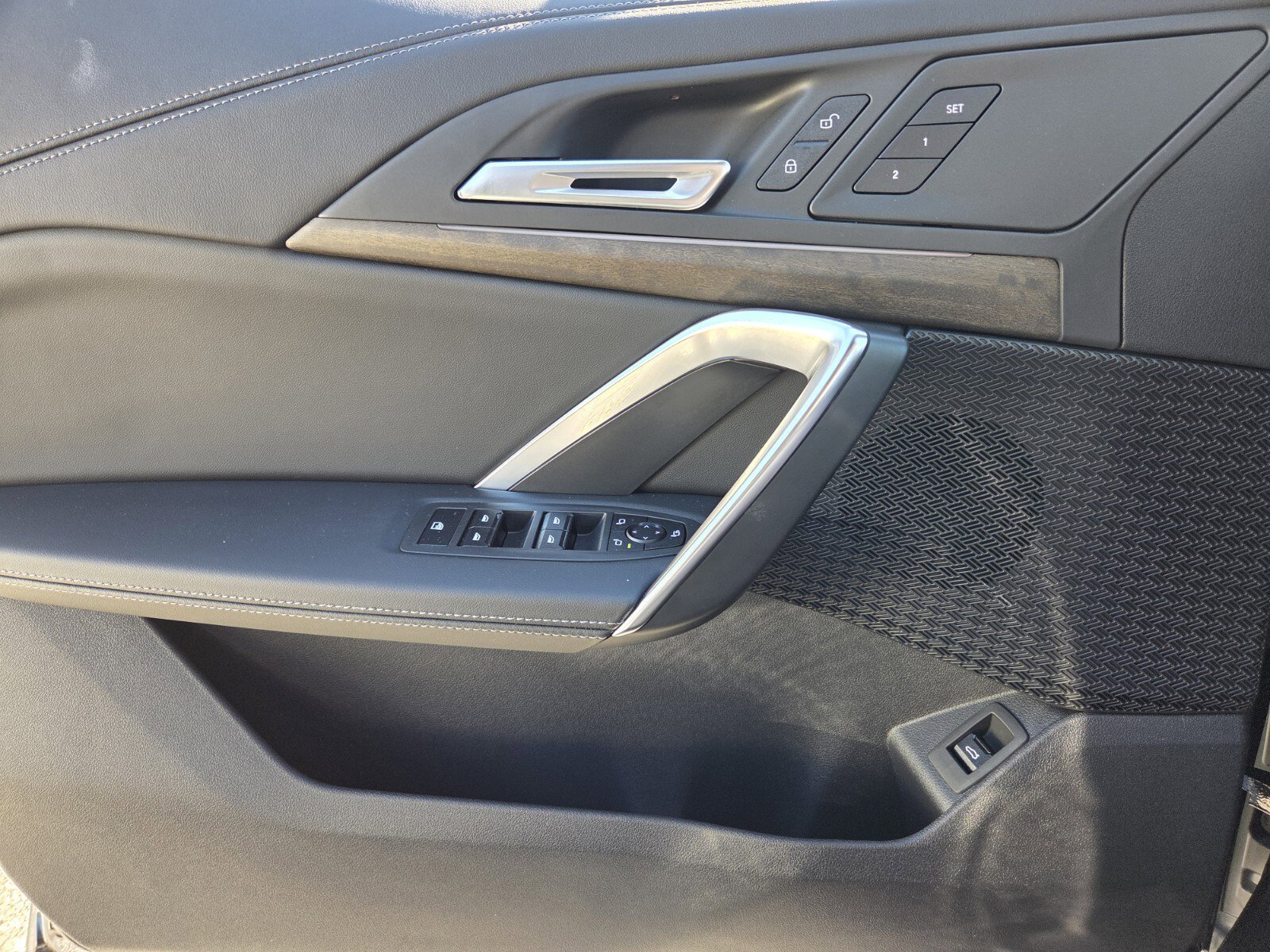 Used 2026 BMW X1 xDrive28i w/ Technology Package image 21