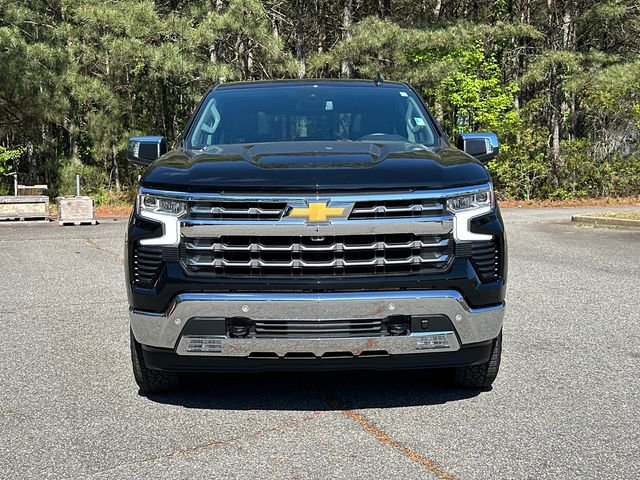 Used 2025 Chevrolet Silverado 1500 LTZ w/ LTZ Premium Package AWD/4WD image 2
