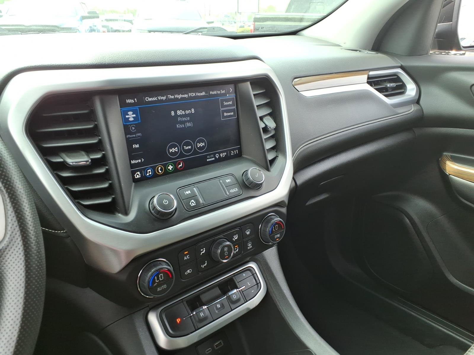 Used 2023 GMC Acadia SLE w/ Driver Convenience Package AWD/4WD image 31