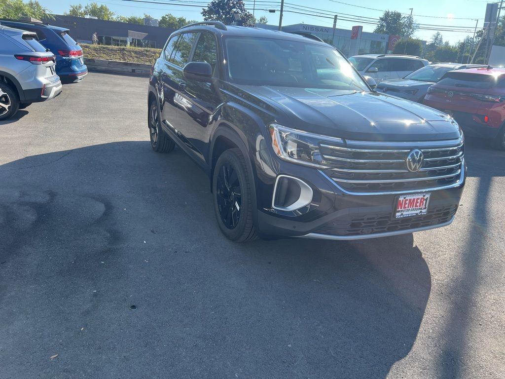 New 2026 Volkswagen Atlas SE image 3