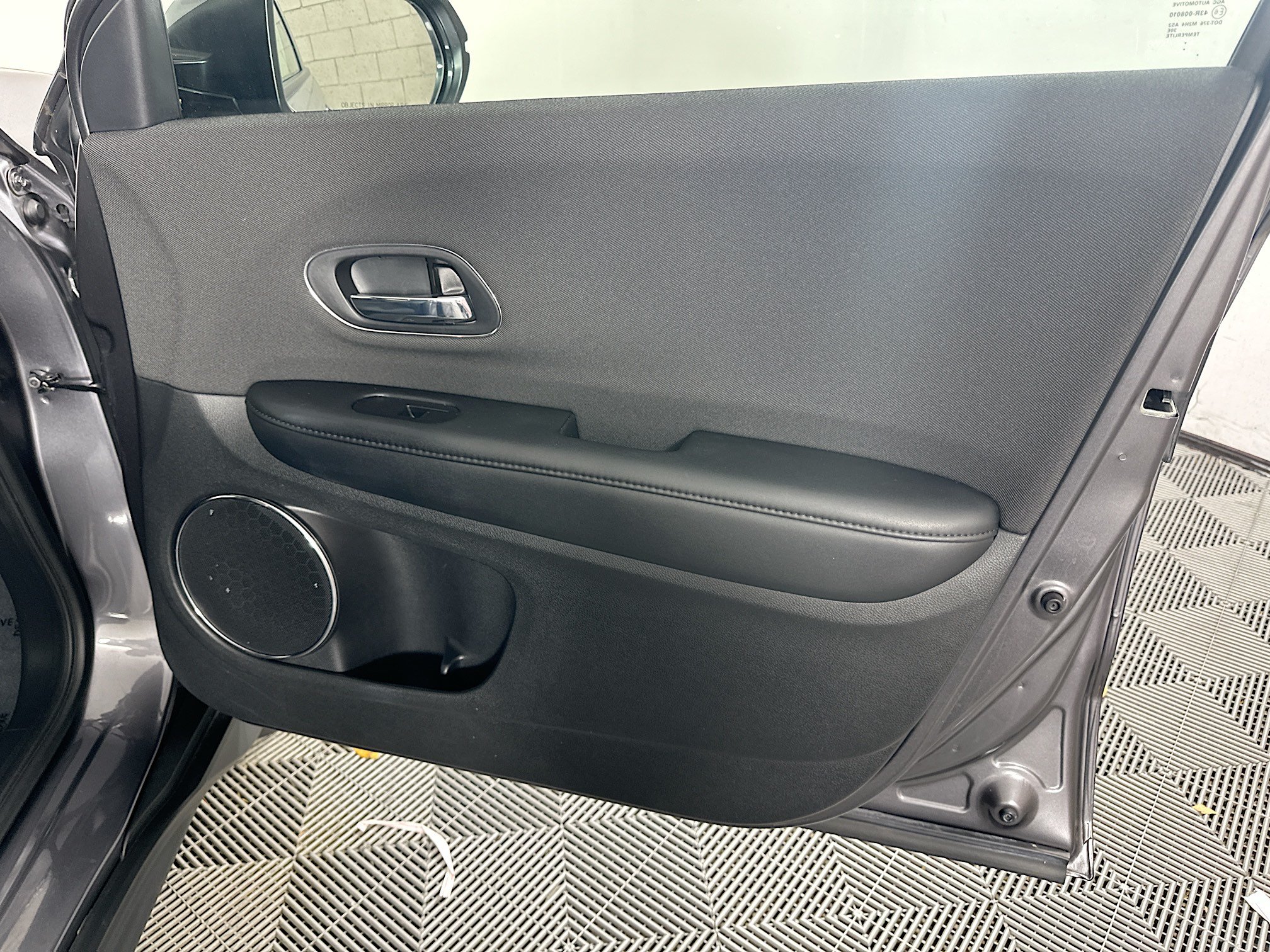 Used 2022 Honda HR-V EX image 31