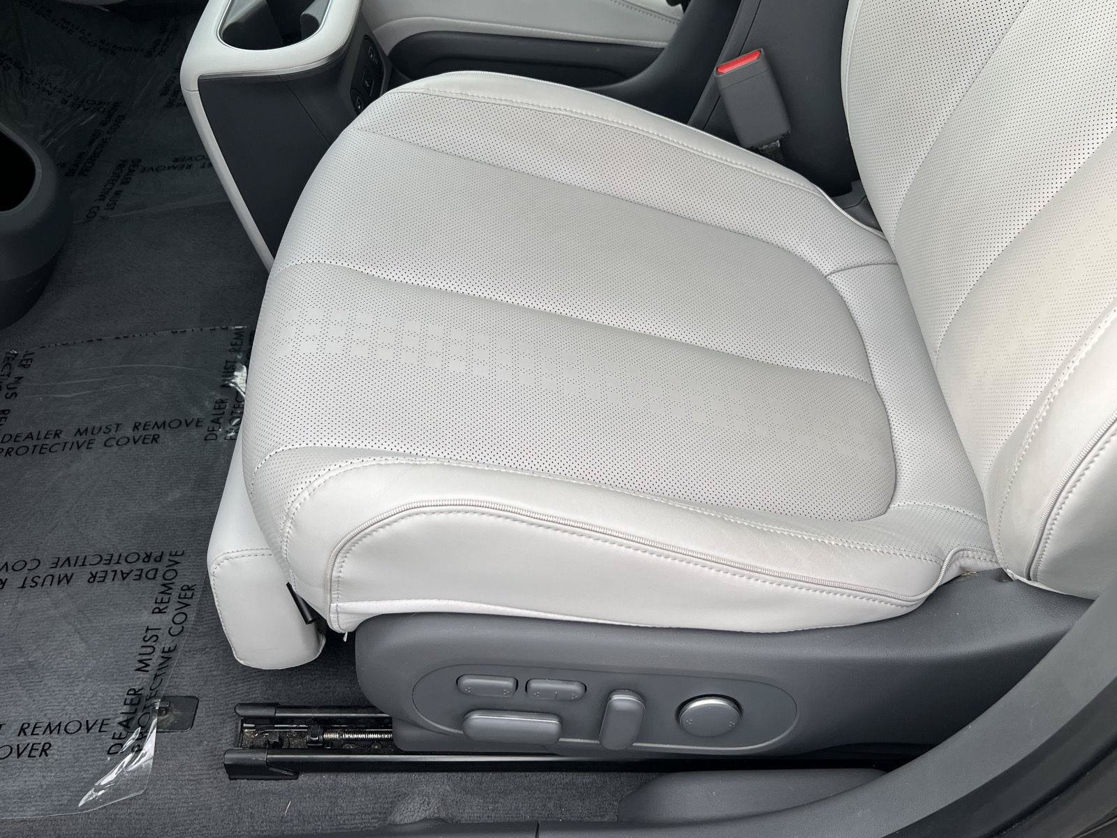Certified 2024 Hyundai Ioniq 5 Limited AWD/4WD image 32