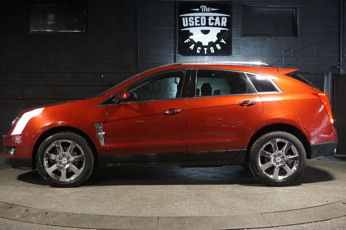 Used 2010 Cadillac SRX Premium AWD/4WD image 2