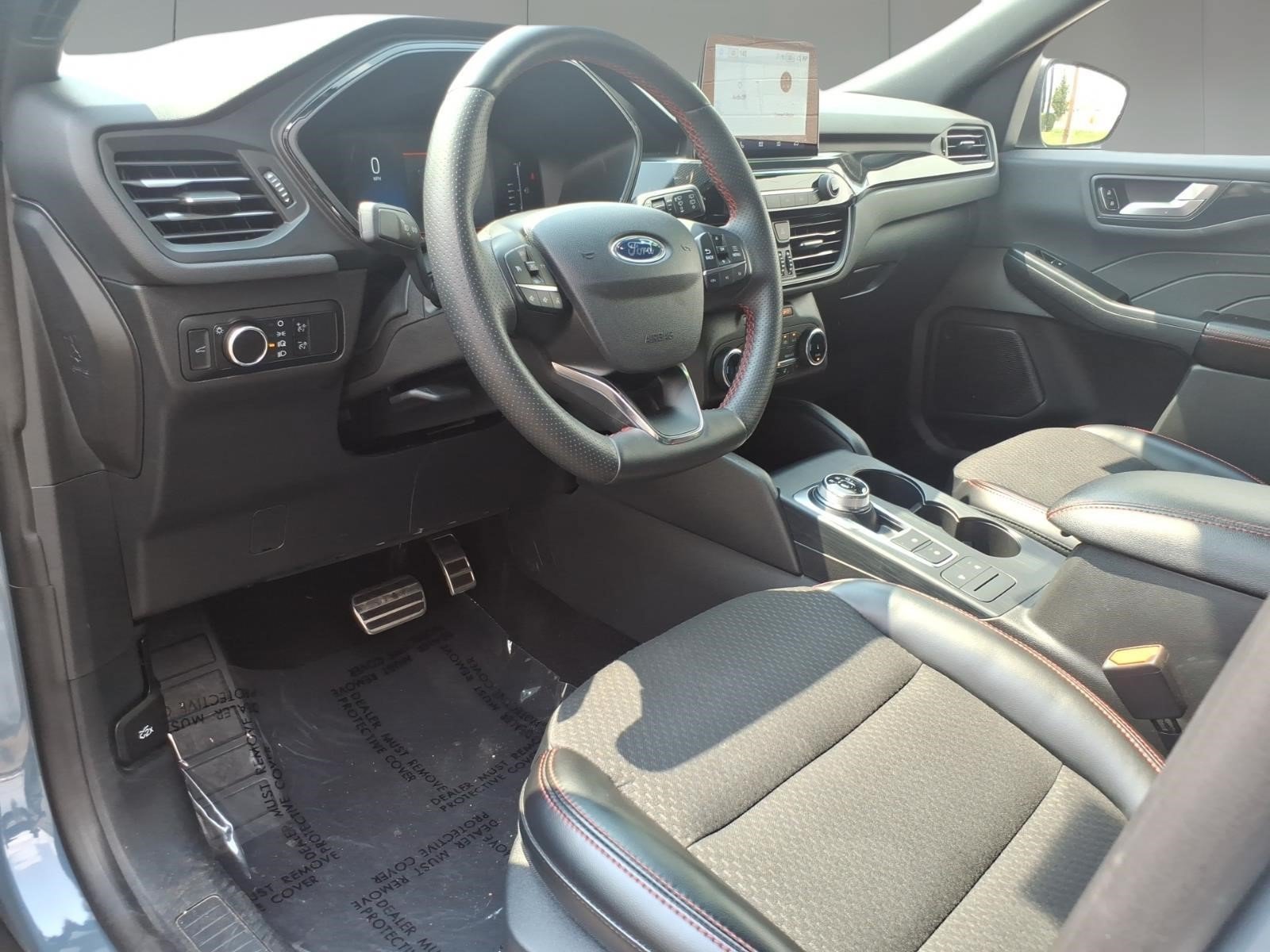 Used 2024 Ford Escape ST-Line AWD/4WD image 10