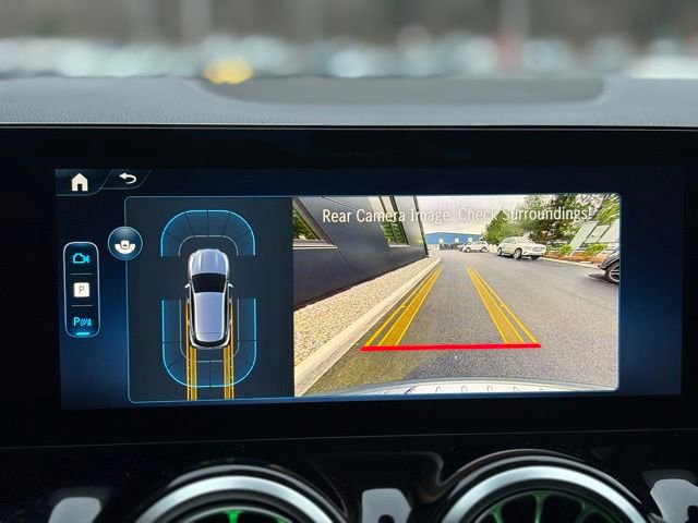 Used 2025 Mercedes-Benz GLA 250 GLA 250 image 32