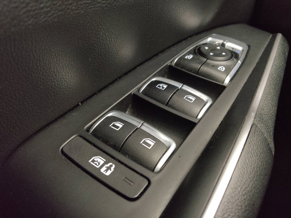 Used 2023 Kia Sorento S w/ Panoramic Sunroof Package FWD image 27