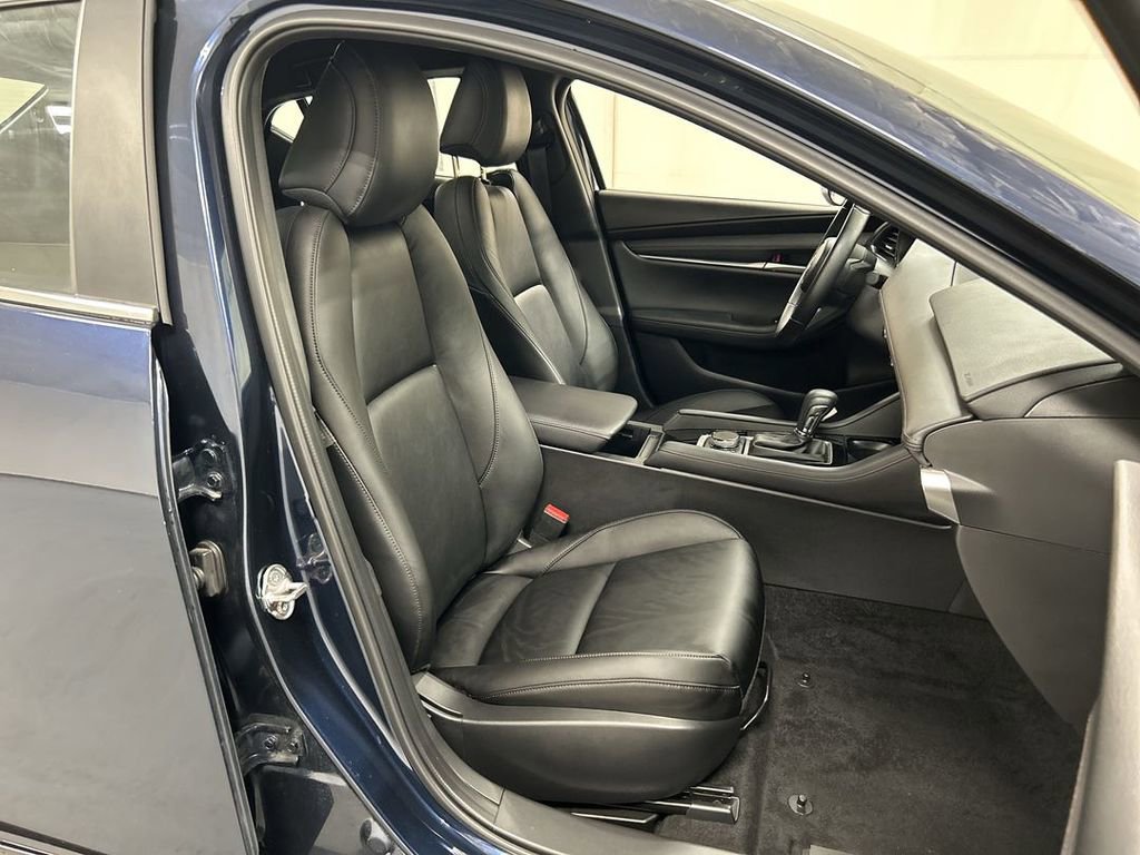 Certified 2025 MAZDA MAZDA3 s Sport FWD image 22