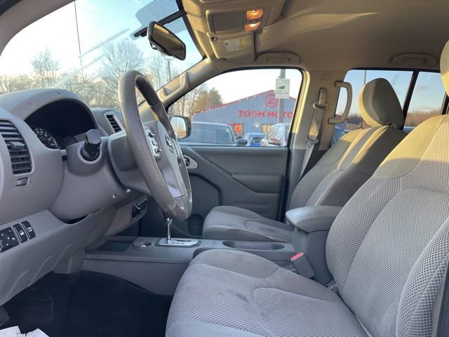 Used 2020 Nissan Frontier SV AWD/4WD image 12