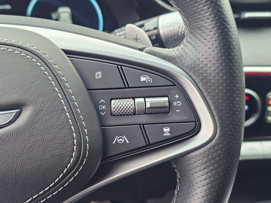 Used 2025 Genesis GV70 3.5T Sport w/ Sport Prestige Package image 35