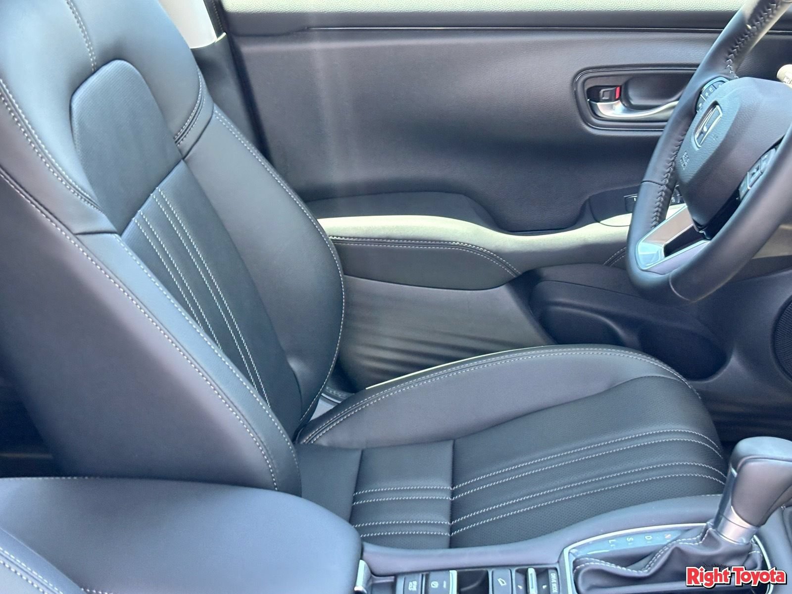Used 2027 Honda HR-V EX-L image 13