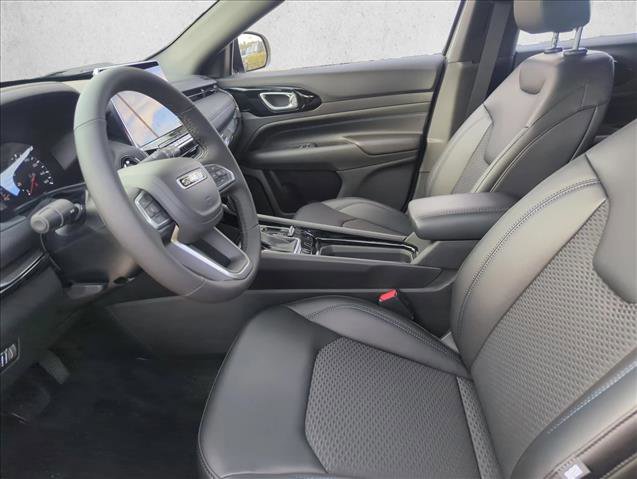 New 2026 Jeep Compass Latitude image 3