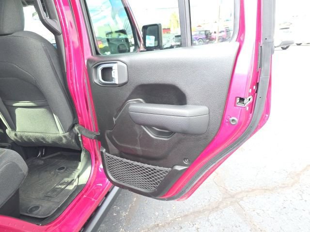 Used 2024 Jeep Gladiator Sport image 43