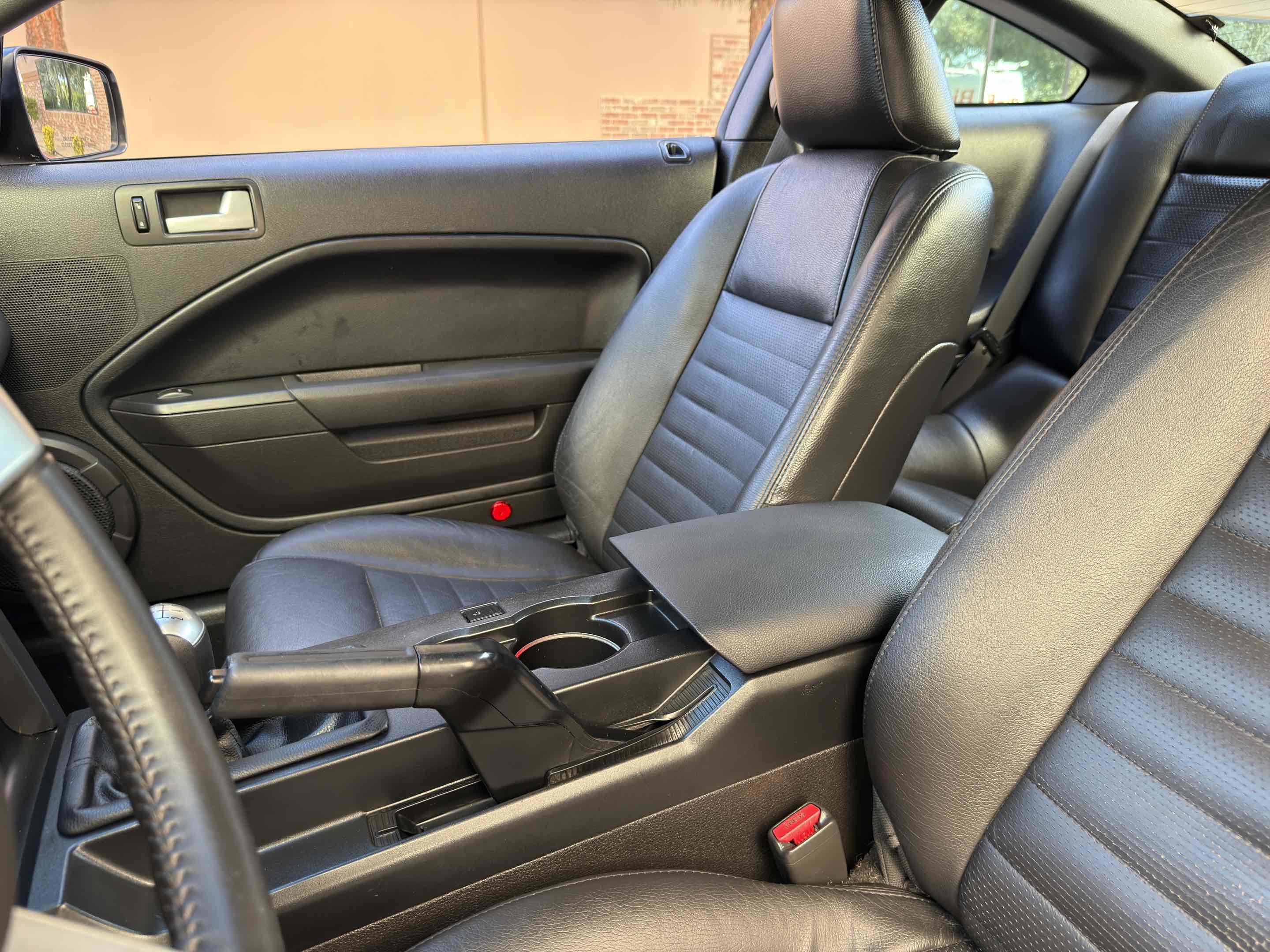 Used 2008 Ford Mustang GT Premium RWD image 25