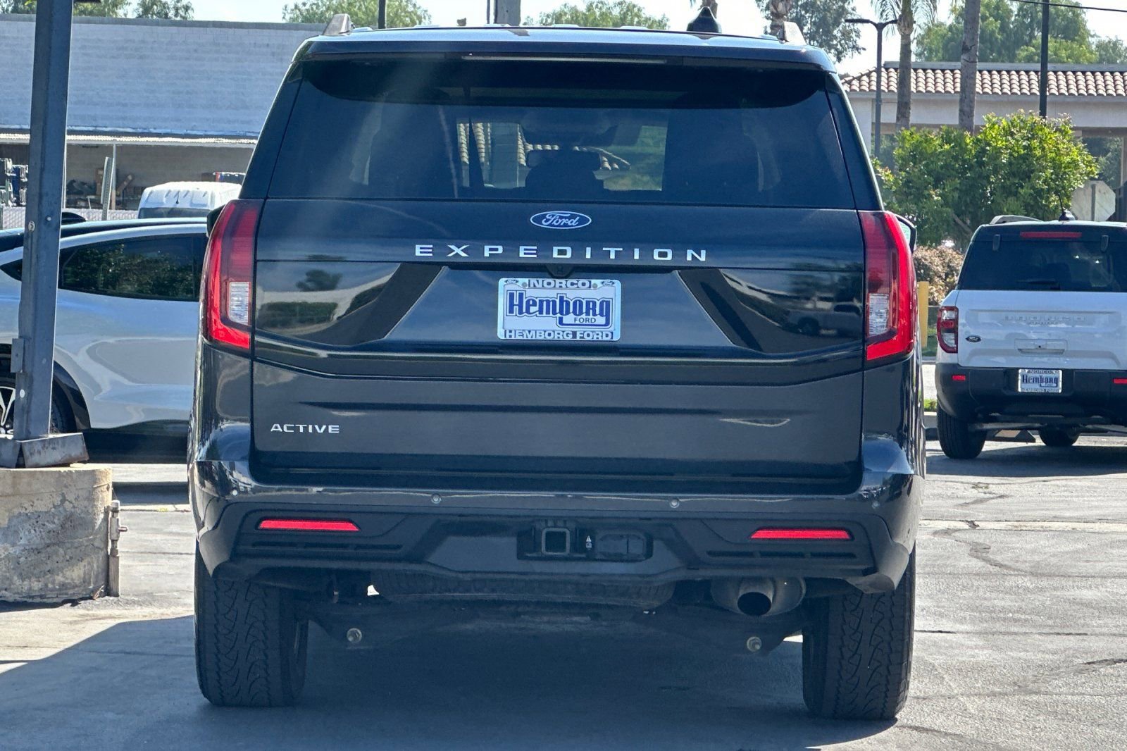 Used 2025 Ford Expedition Active image 5