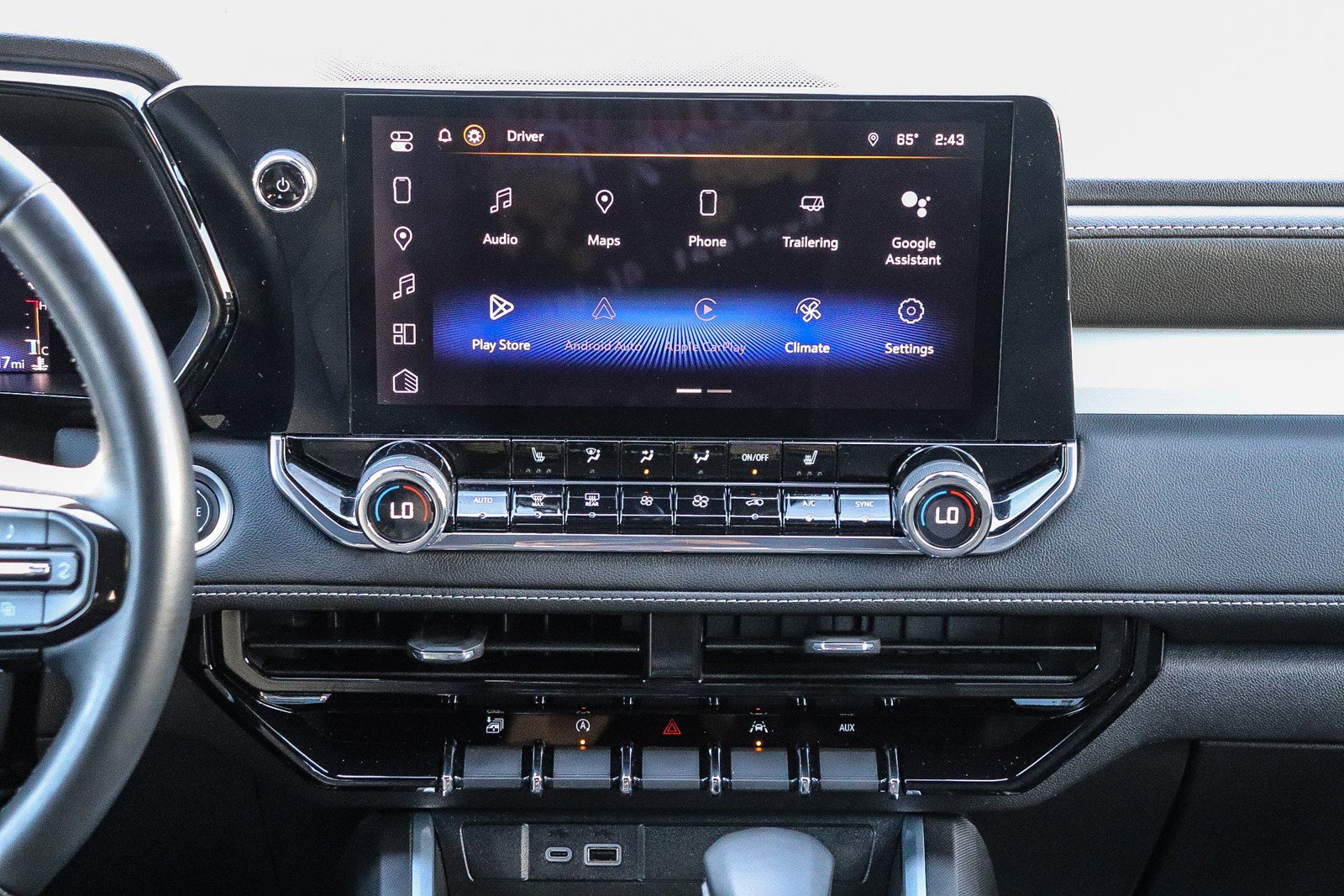 Used 2023 Chevrolet Colorado LT w/ LT Convenience Package II image 9