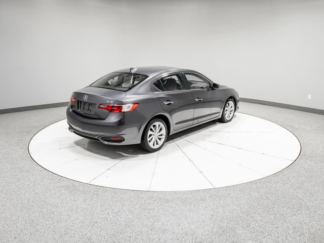 Used 2017 Acura ILX FWD image 31