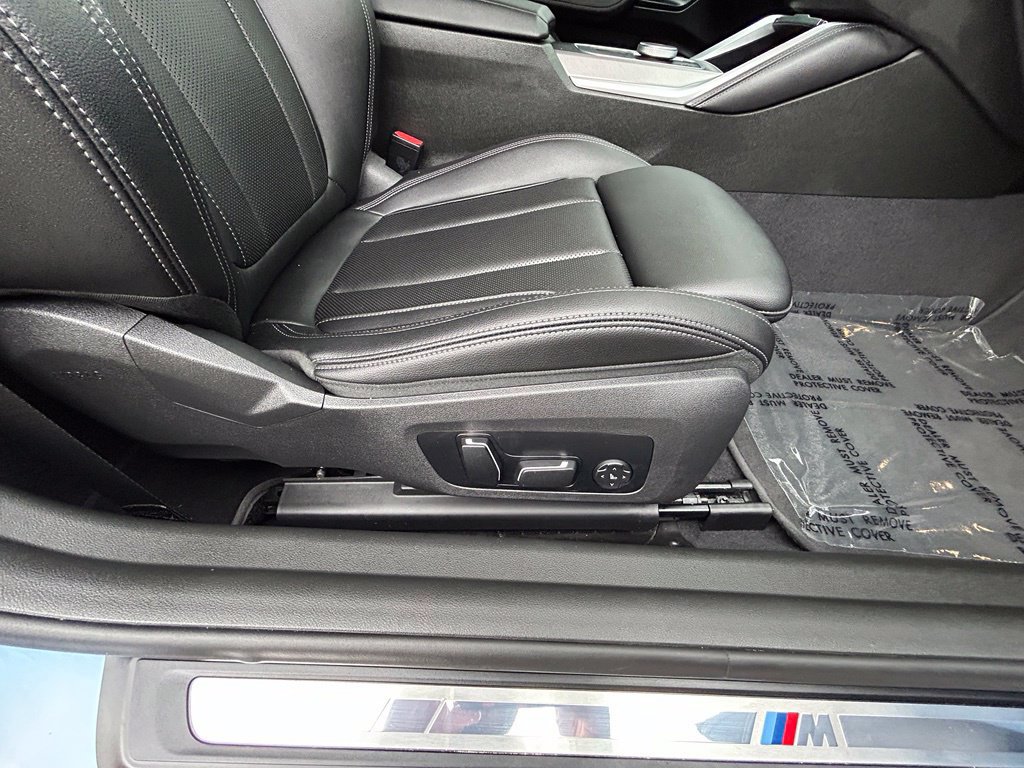 Used 2025 BMW M240i Coupe RWD image 27