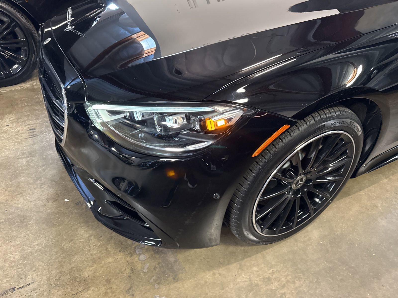 Used 2022 Mercedes-Benz S 580 4MATIC Sedan image 4