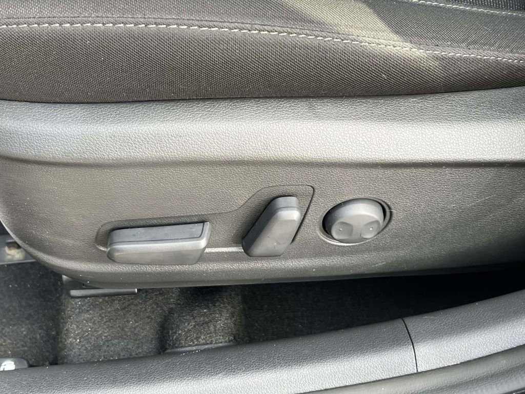 Certified 2023 Hyundai Kona SEL AWD/4WD image 20