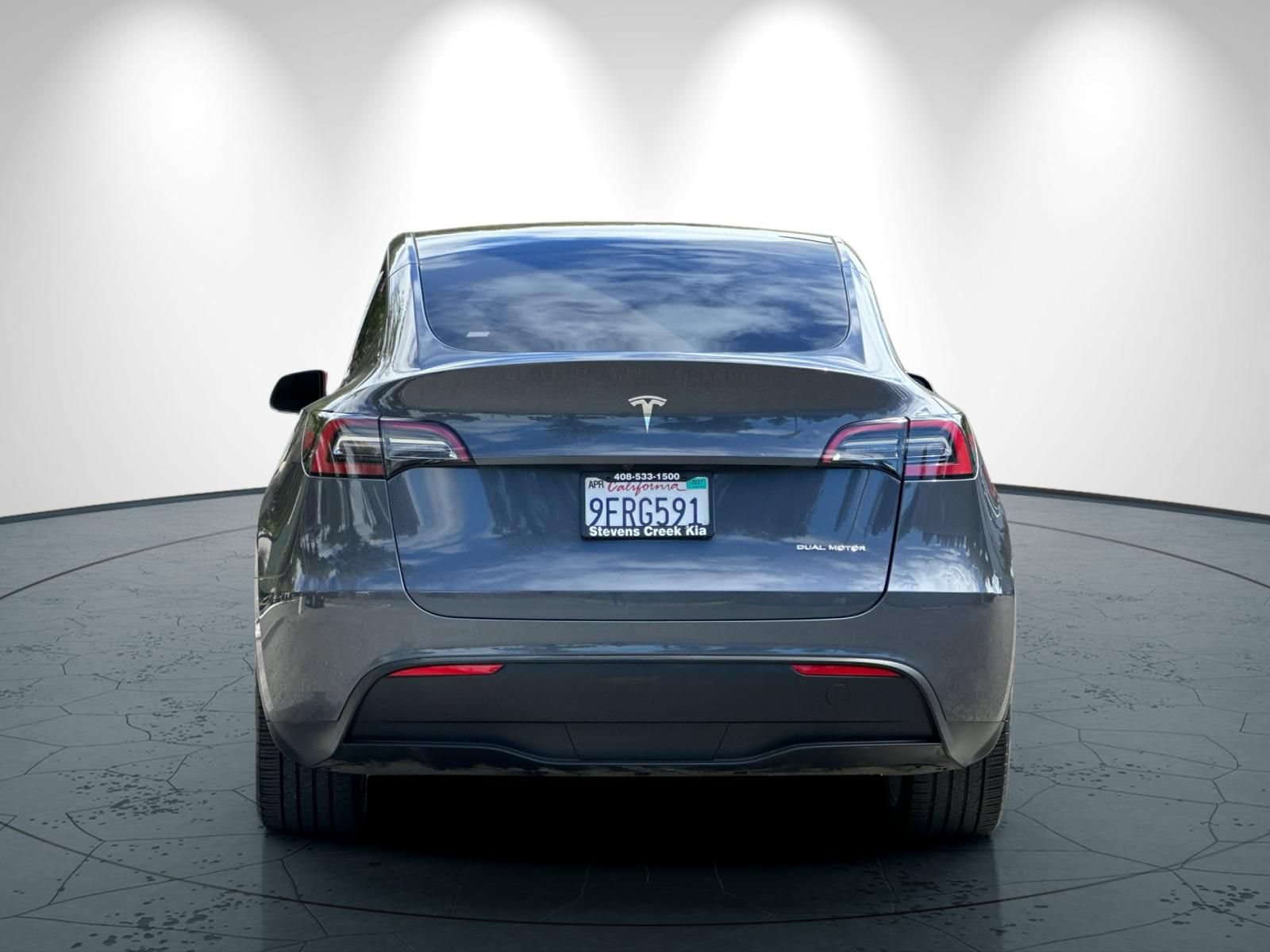 Used 2023 Tesla Model Y Long Range AWD/4WD image 5
