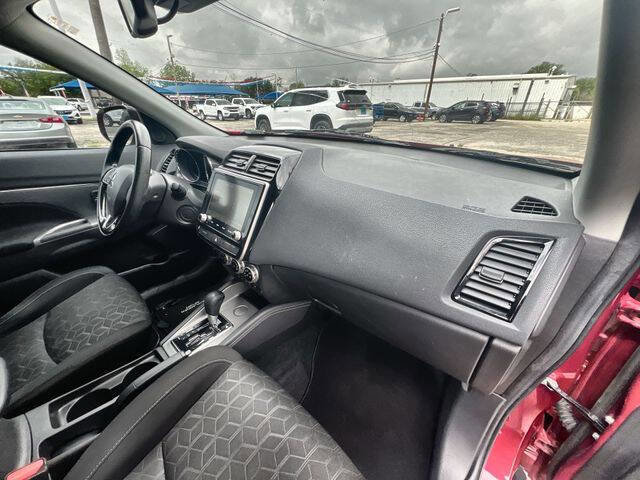 Used 2021 Mitsubishi Outlander Sport SE FWD image 28