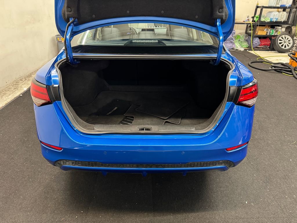 Used 2024 Nissan Sentra SV FWD image 6