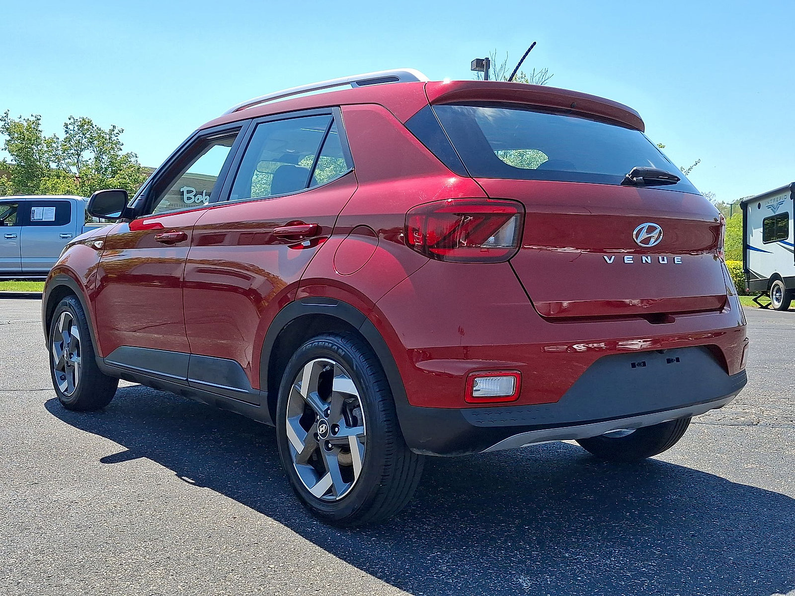 Used 2024 Hyundai Venue SEL FWD image 21
