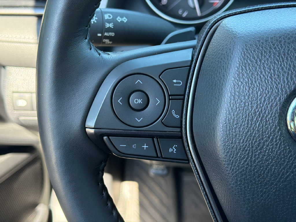 Used 2024 Toyota Camry SE FWD image 24