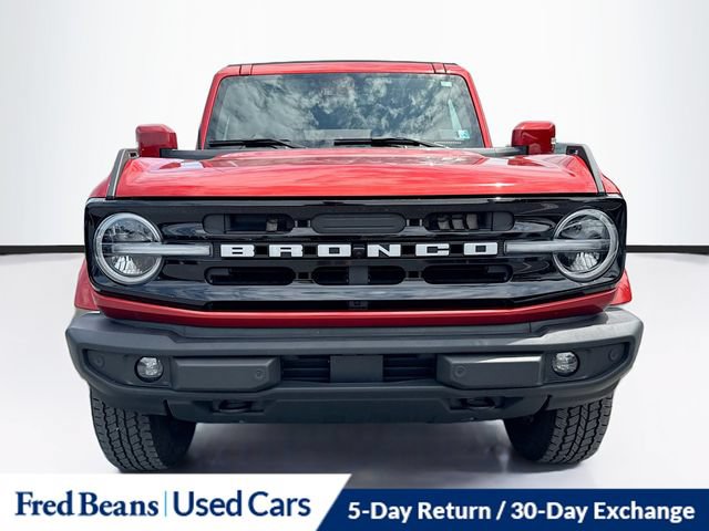 Used 2024 Ford Bronco Outer Banks AWD/4WD image 2