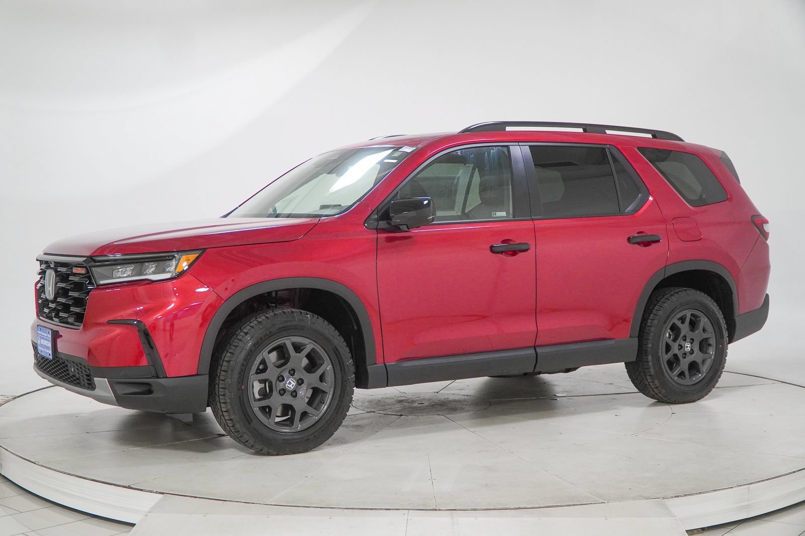 Certified 2025 Honda Pilot TrailSport image 5