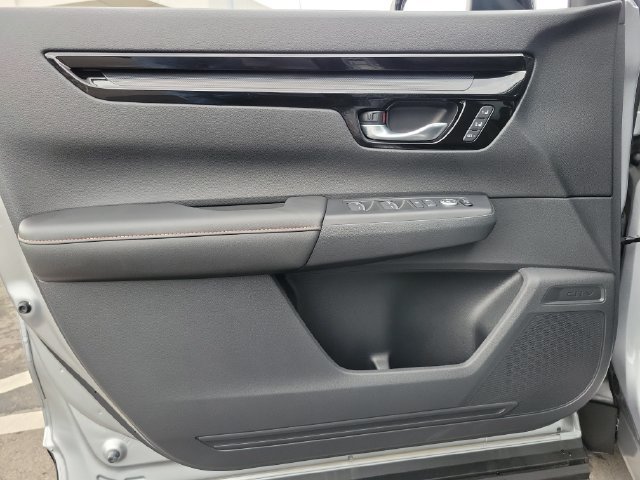 Certified 2025 Honda CR-V Sport Touring image 21