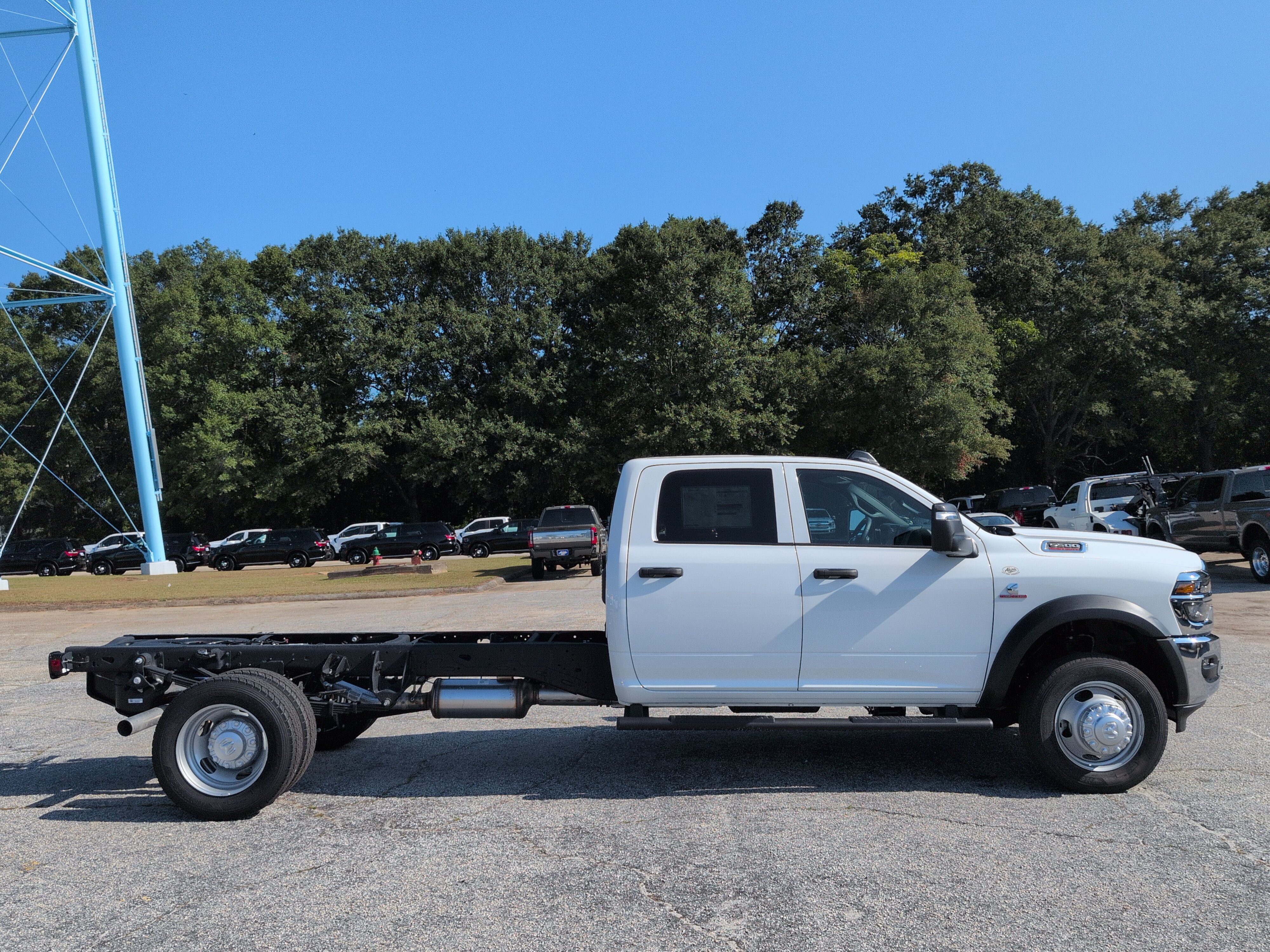 New 2026 RAM 5500 Tradesman AWD/4WD image 2