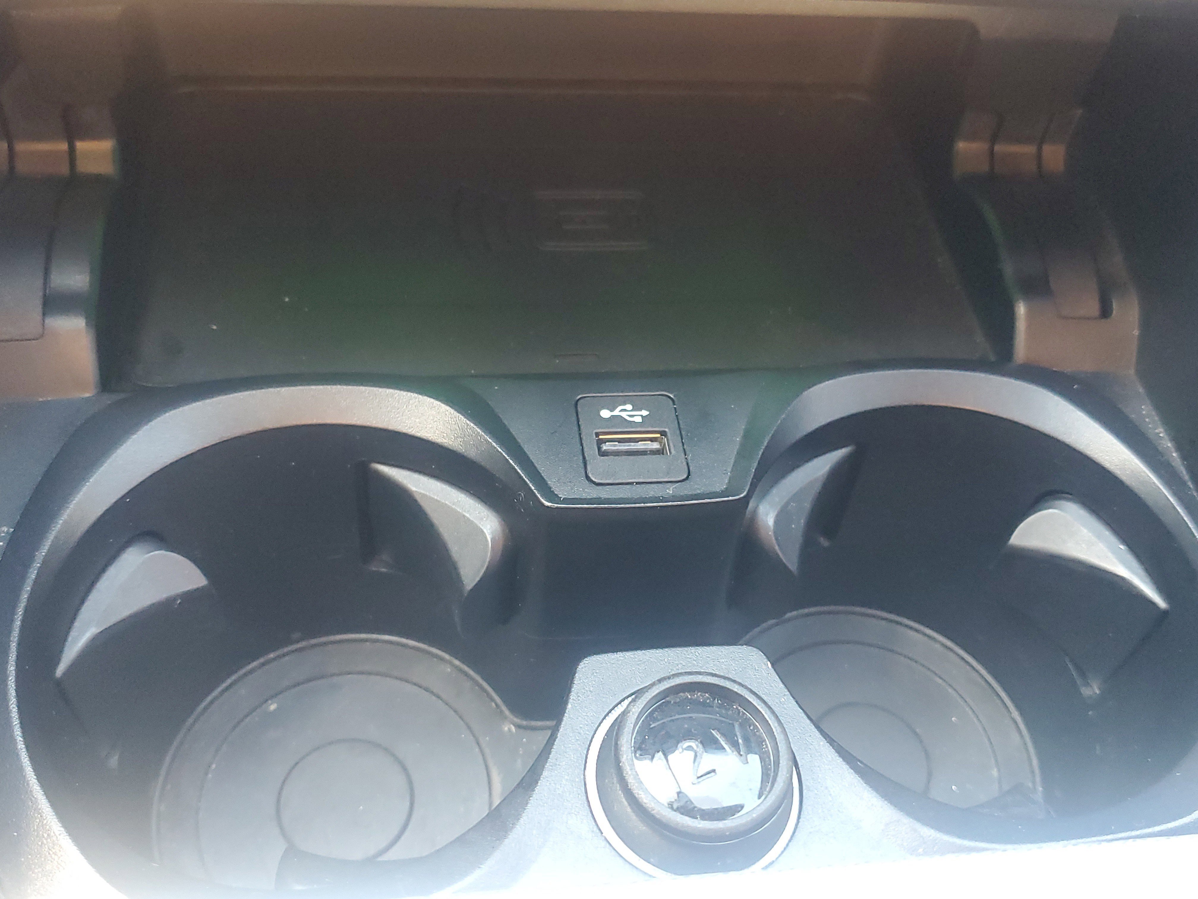 Used 2024 BMW i4 eDrive35 w/ Convenience Package image 27