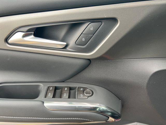 New 2026 Chevrolet Traverse LT w/ Driver Confidence Package image 16