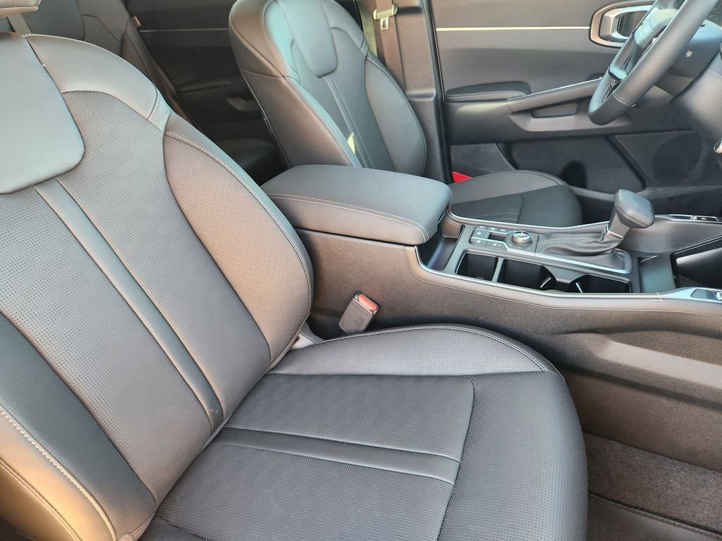New 2026 Kia Sorento S AWD/4WD image 10