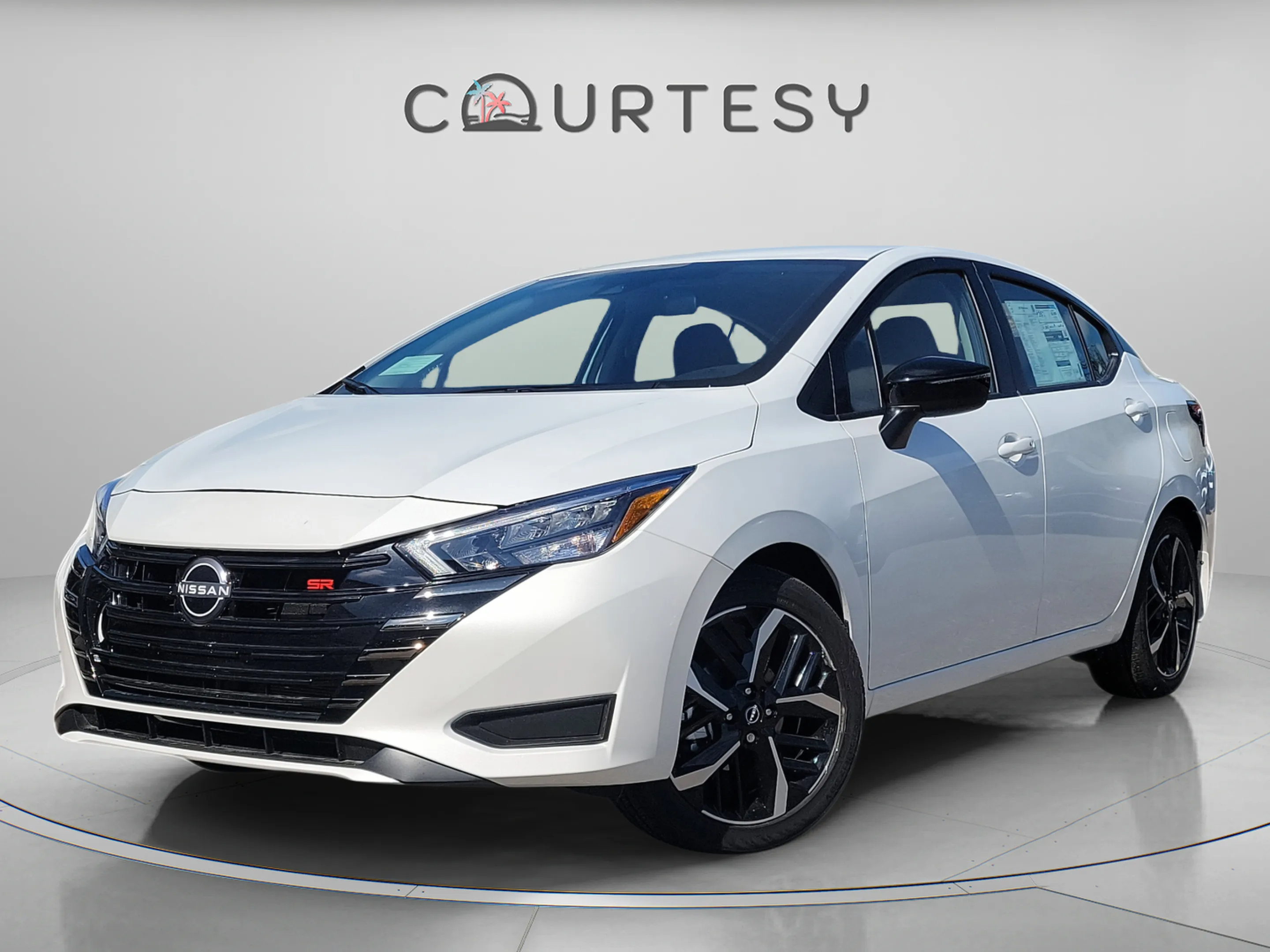 Certified 2025 Nissan Versa SR w/ Trunk Package FWD image 1