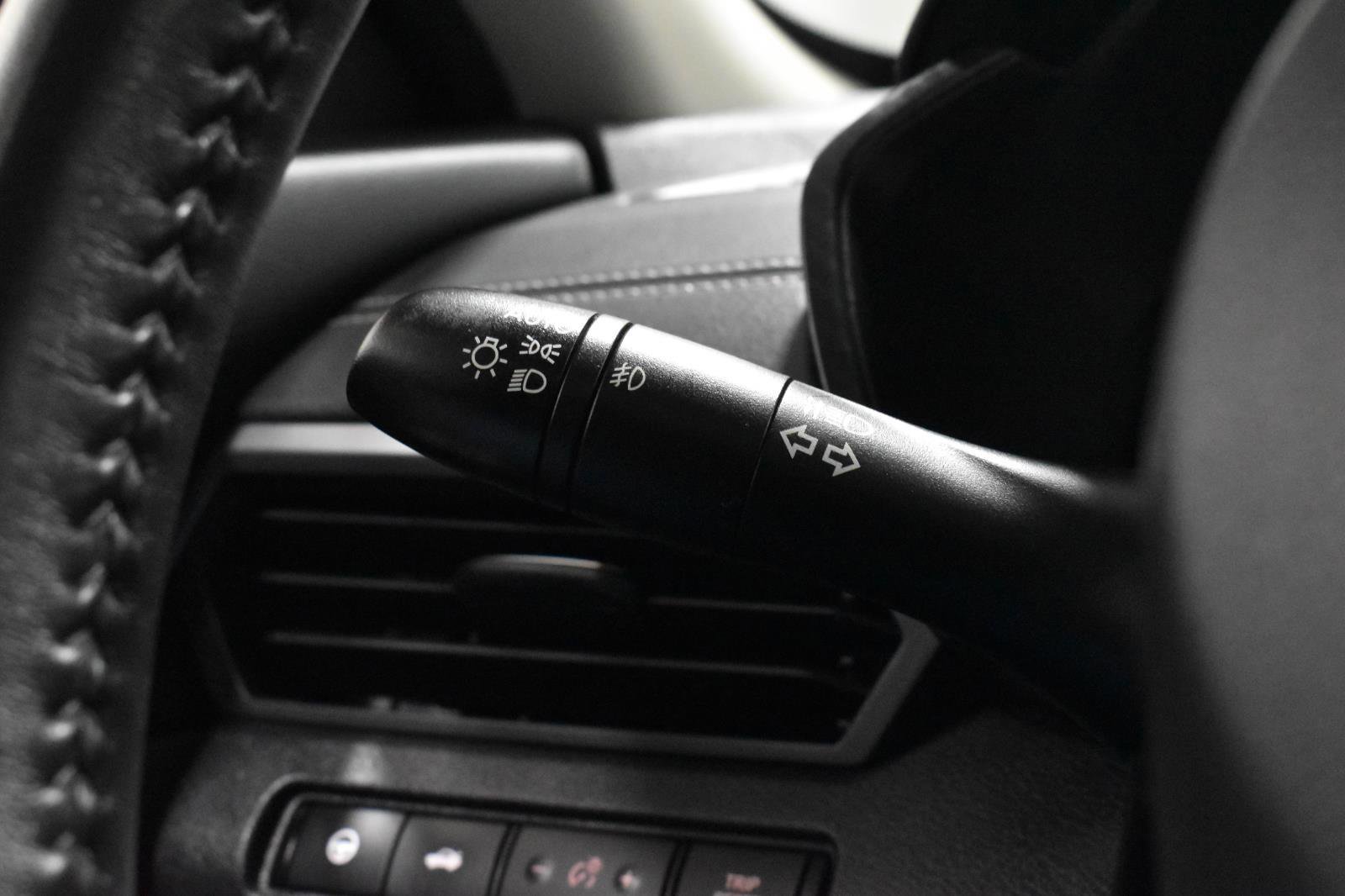 Used 2020 Nissan Altima 2.5 SV image 12