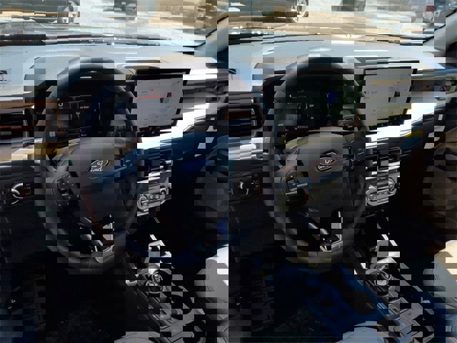 New 2025 Ford Maverick Lariat image 15