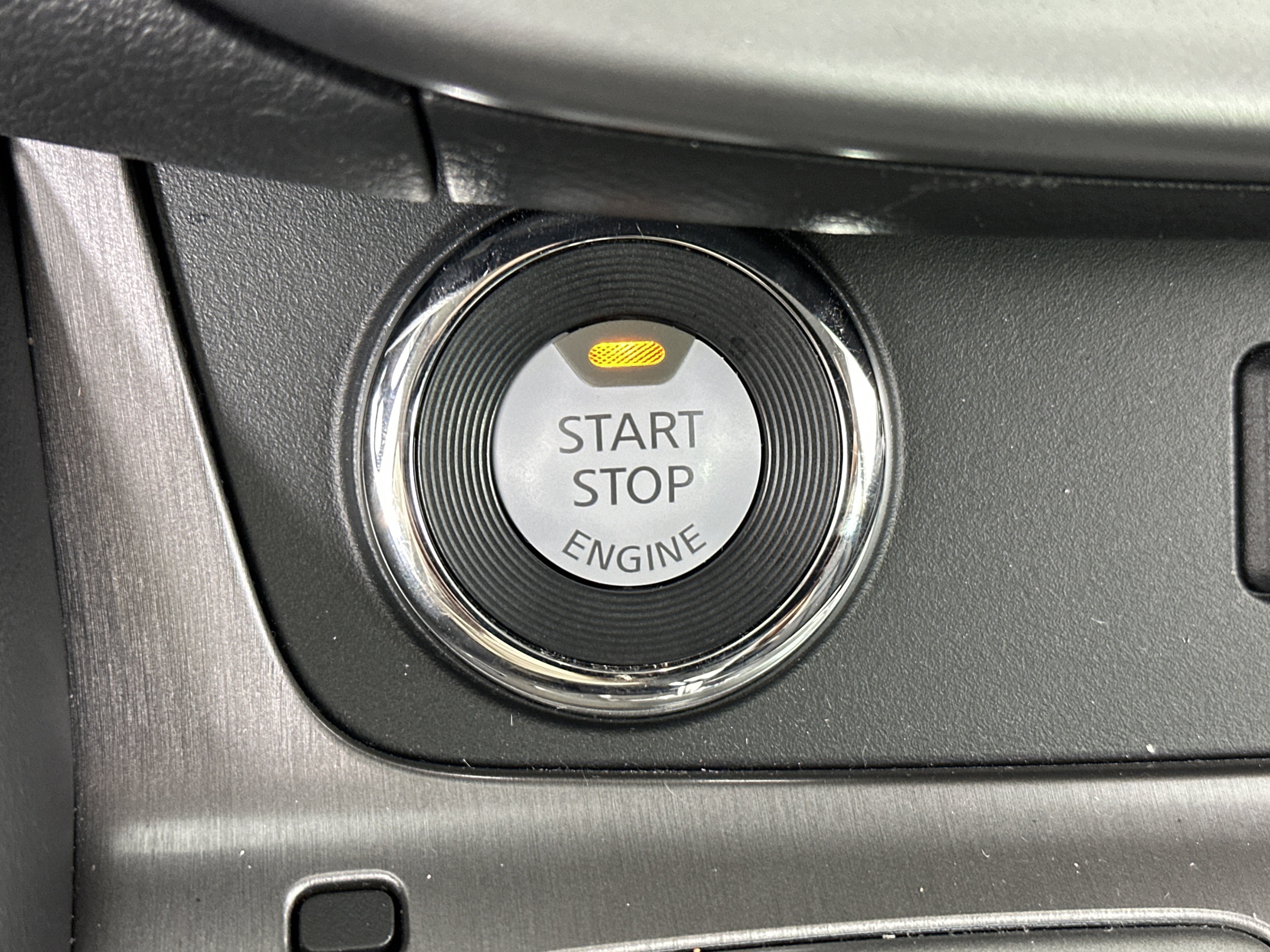 Used 2024 Nissan Murano SV w/ SV Midnight Edition Package image 24